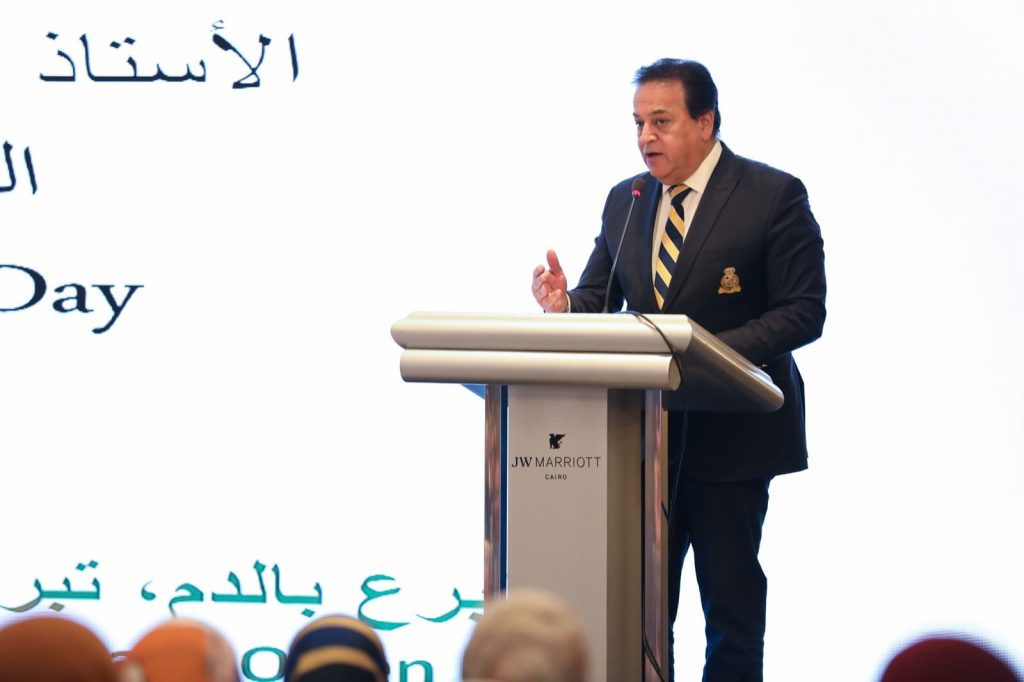 الدكتور خالد عبد الغفار وزير الصحة والسكان