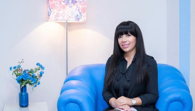 الدكتوره نهي حمدي الدبيكي الرئيس التنفيذي لشركة دي بي كي فارما