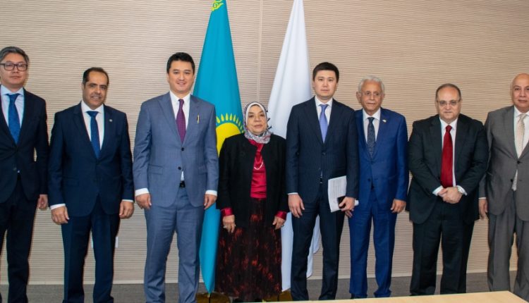 «أكديما» تدرس فرص إنشاء مصنع للأدوية في كازاخستان