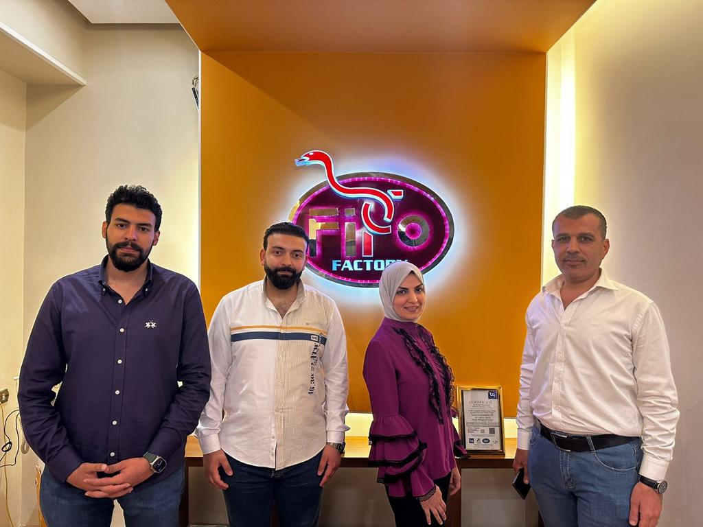 وفد عراقي يزور شركة الفتح للأدوية