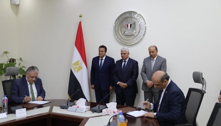 جانب من توقيع بروتوكولات التعاون