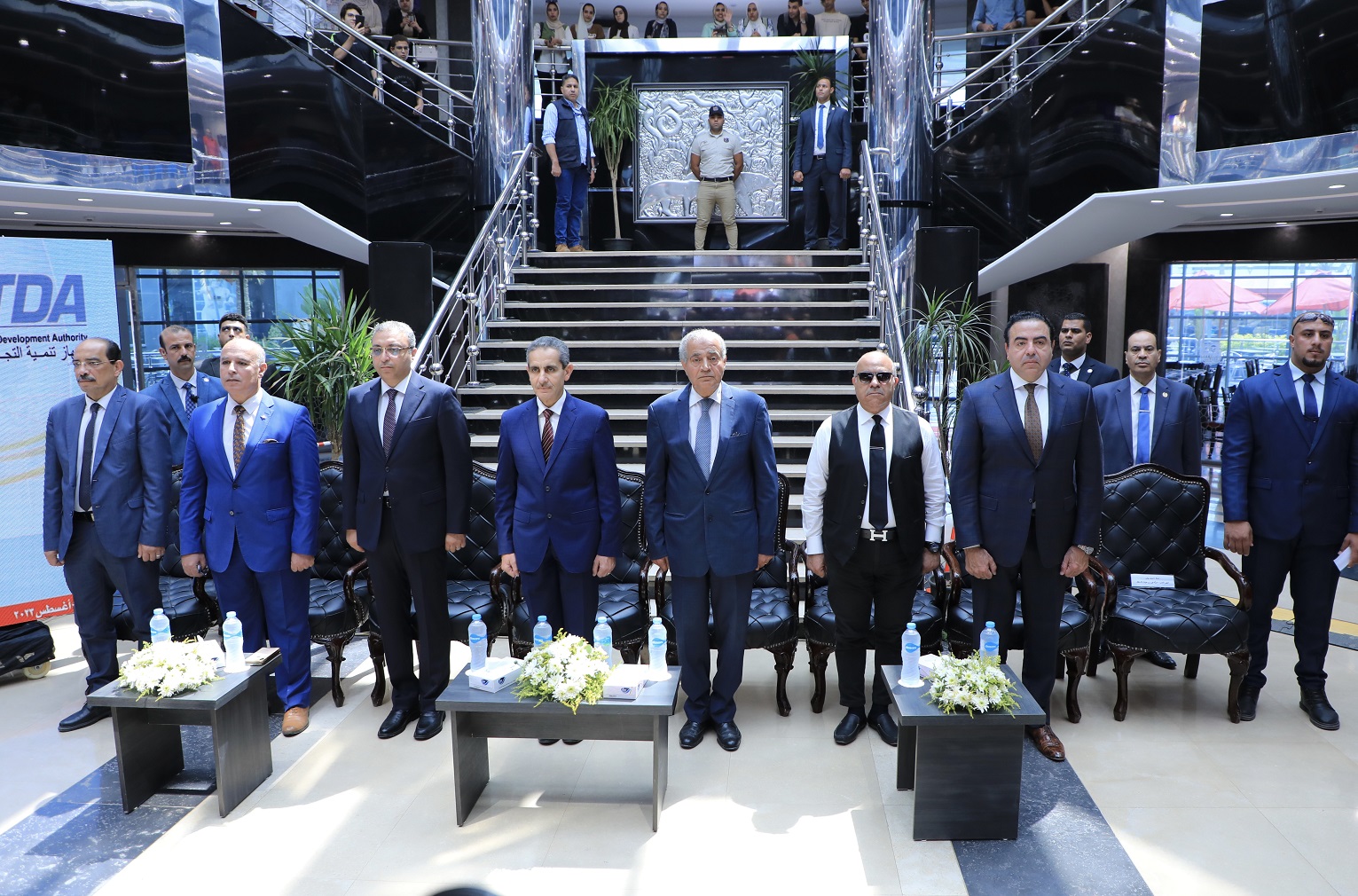 وزير التموين يتفقد المخزن اللوجيستي للأدوية المملوك لمجموعة HO GROUP