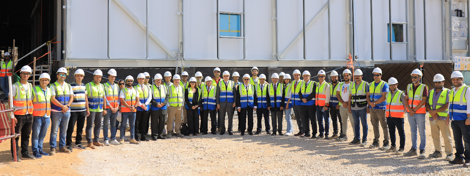 أعضاء مجلس إدارة «إيبيكو» يتفقدون مصنع «إيبيكو3» ومعامل التطوير والجودة