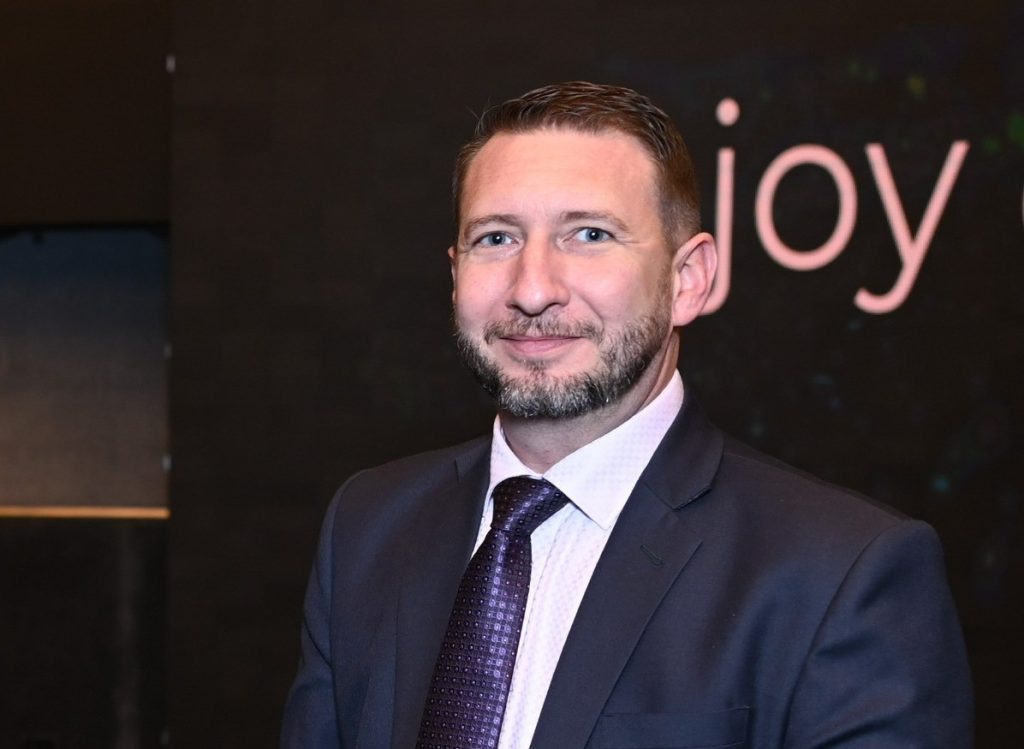 شركة «Vali.sys» تُدشن أعمالها بمصر في أول توسع لها خارج سويسرا توماس كريستين، الرئيس التنفيذي لشركة «Vali.sys» السويسرية