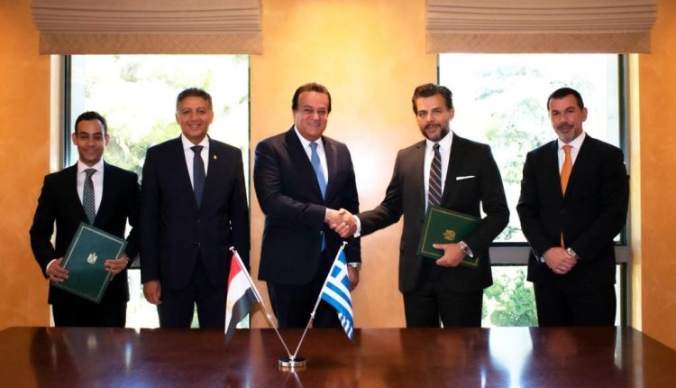 جانب من توقيع بروتوكول التعاون