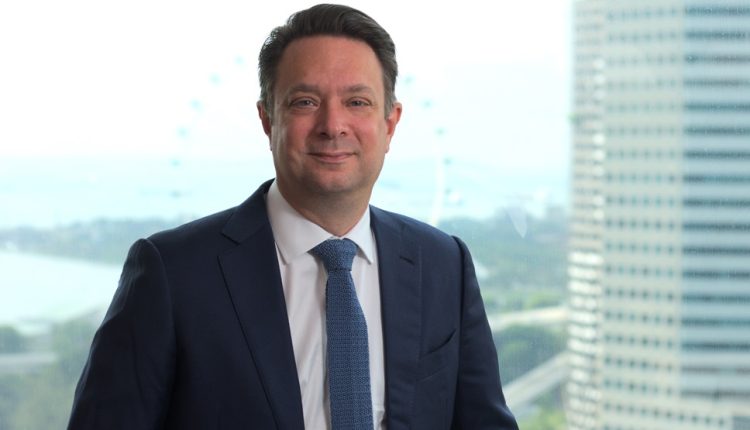 ريتشارد ساينور الرئيس التنفيذي لشركة ساندوز