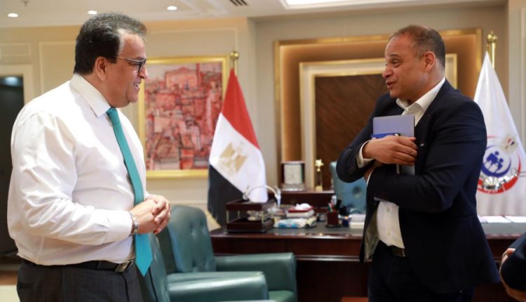 وزير الصحة يلتقي الرئيس التنفيذي لـ«ميديكاست» الأسترالية لبحث الفرص الاستثمارية في مجال الأشعة