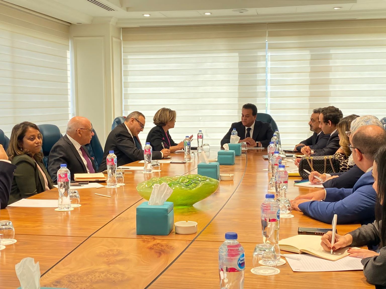 وزير الصحة يستقبل المدير الإقليمي للتنمية البشرية في منطقة الشرق الأوسط وشمال إفريقيا بالبنك الدولي