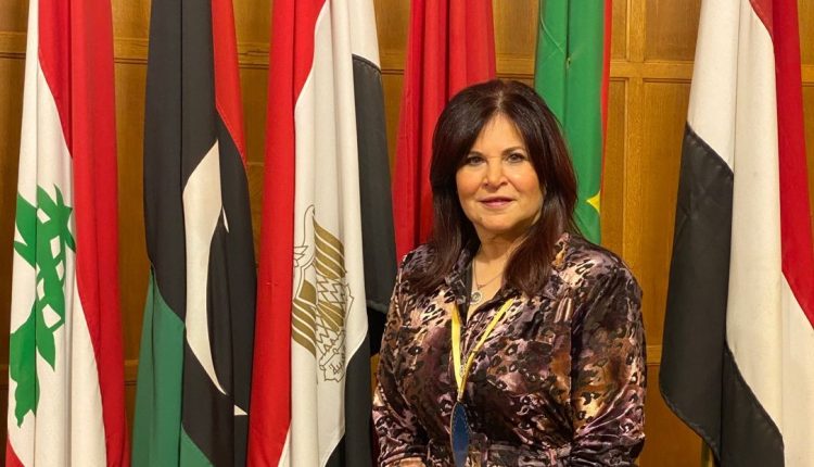 د. أماني مصطفى، رئيس المؤسسة المصرية لحماية حقوق المرضى،