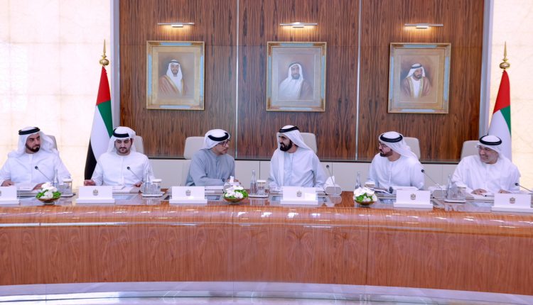 جانب من اجتماع مجلس الوزراء الإماراتي
