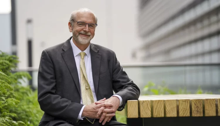 البروفيسور أندرو بولارد