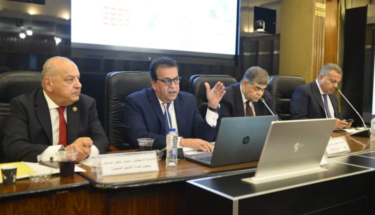 الدكتور خالد عبد الغفار وزير الصحة