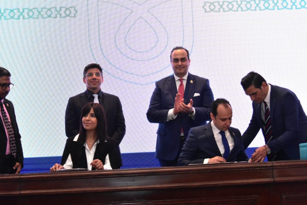 «جانسن» للأدوية توقع مع هيئة الرعاية الصحية مذكرة تفاهم لتعزيز الرعاية والتوعية الصحية جانب من توقيع مذكرة التفاهم