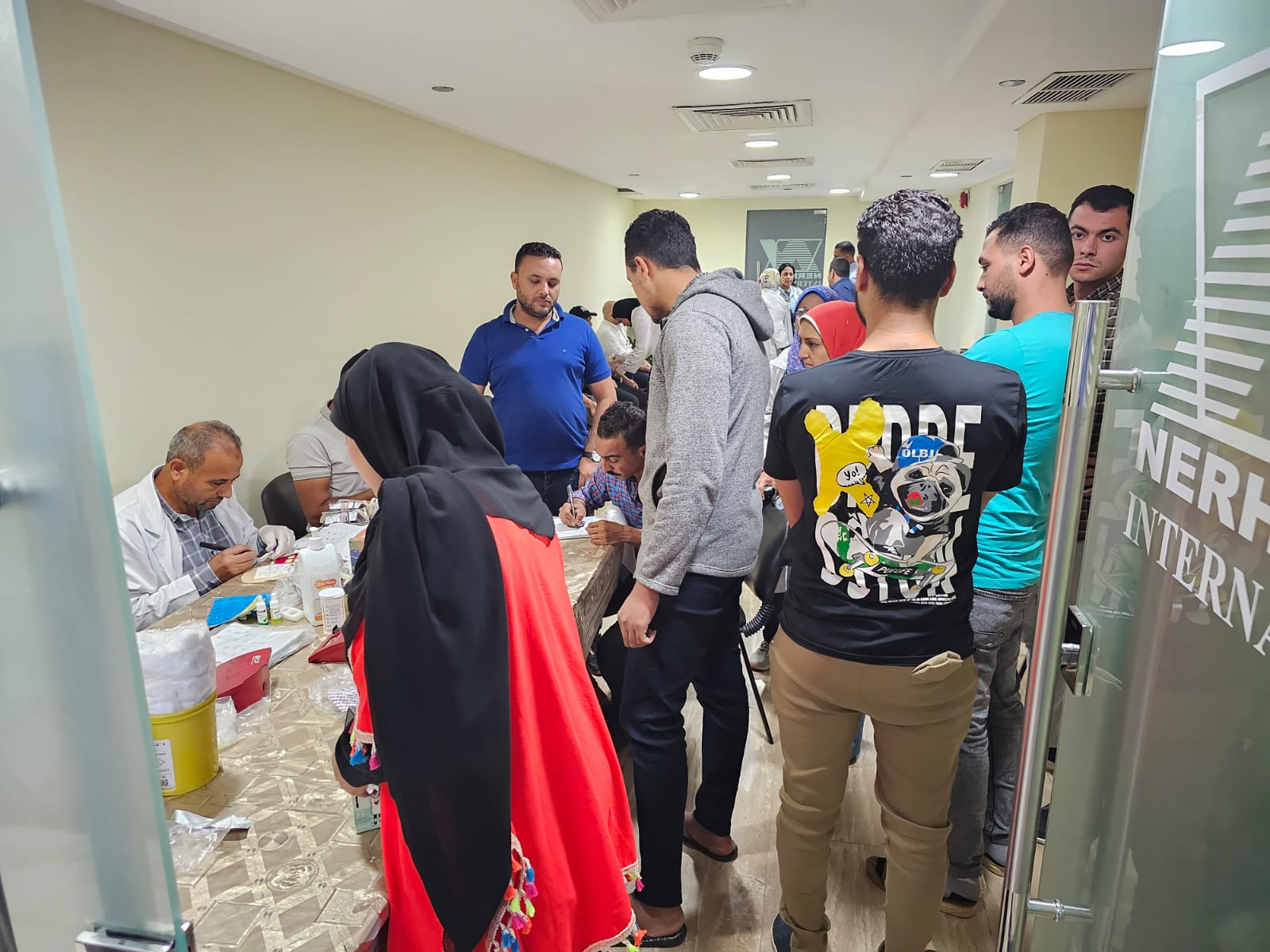 «نرهادو للأدوية» تنظم حملة للتبرع بالدم بين موظفيها لصالح غزة