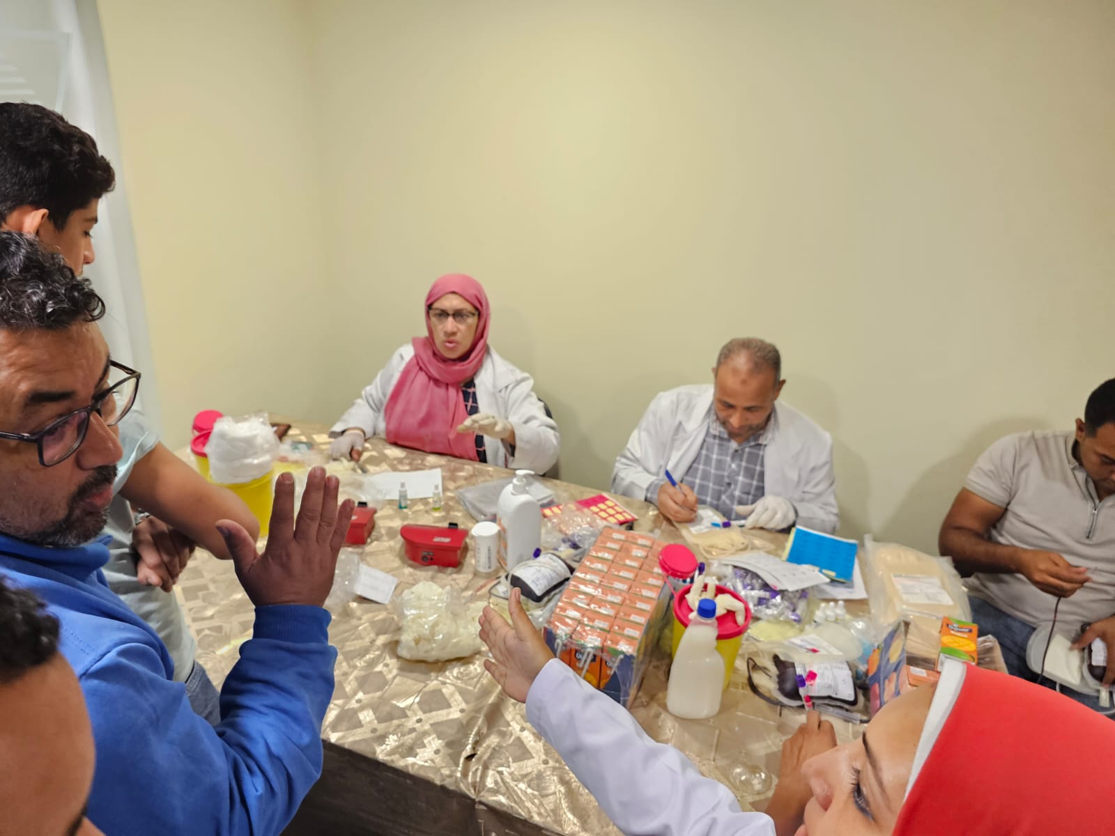 «نرهادو للأدوية» تنظم حملة للتبرع بالدم بين موظفيها لصالح غزة