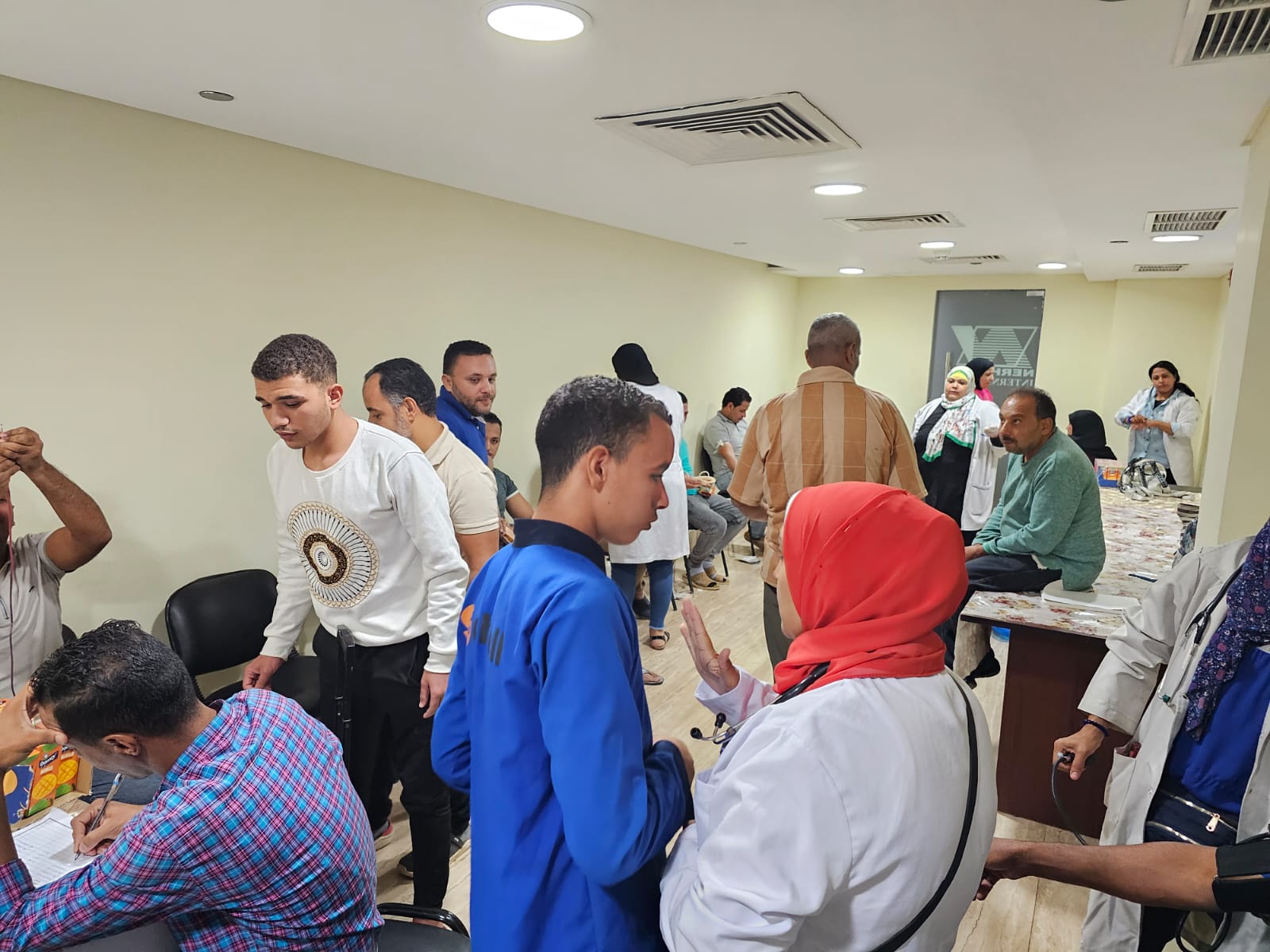 «نرهادو للأدوية» تنظم حملة للتبرع بالدم بين موظفيها لصالح غزة