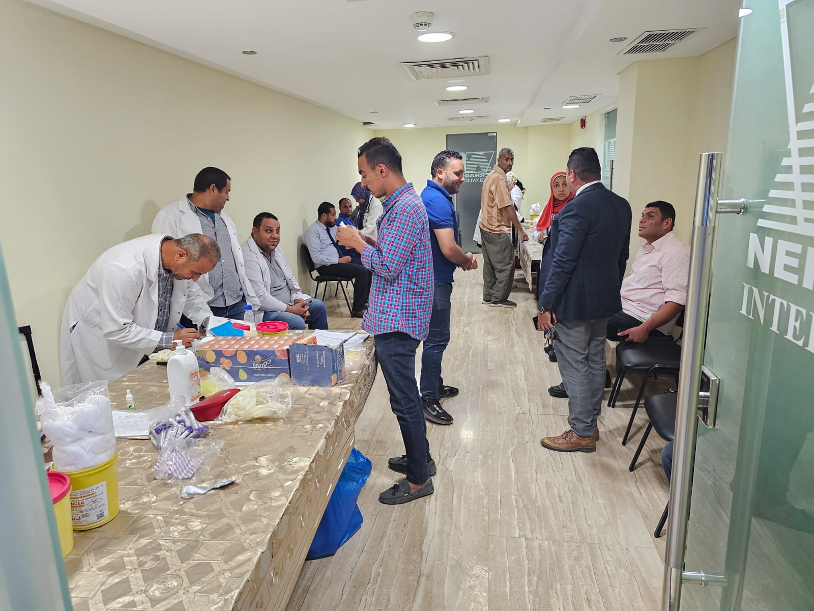 «نرهادو للأدوية» تنظم حملة للتبرع بالدم بين موظفيها لصالح غزة