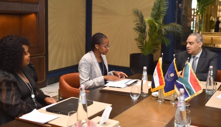 جانب من اللقاء