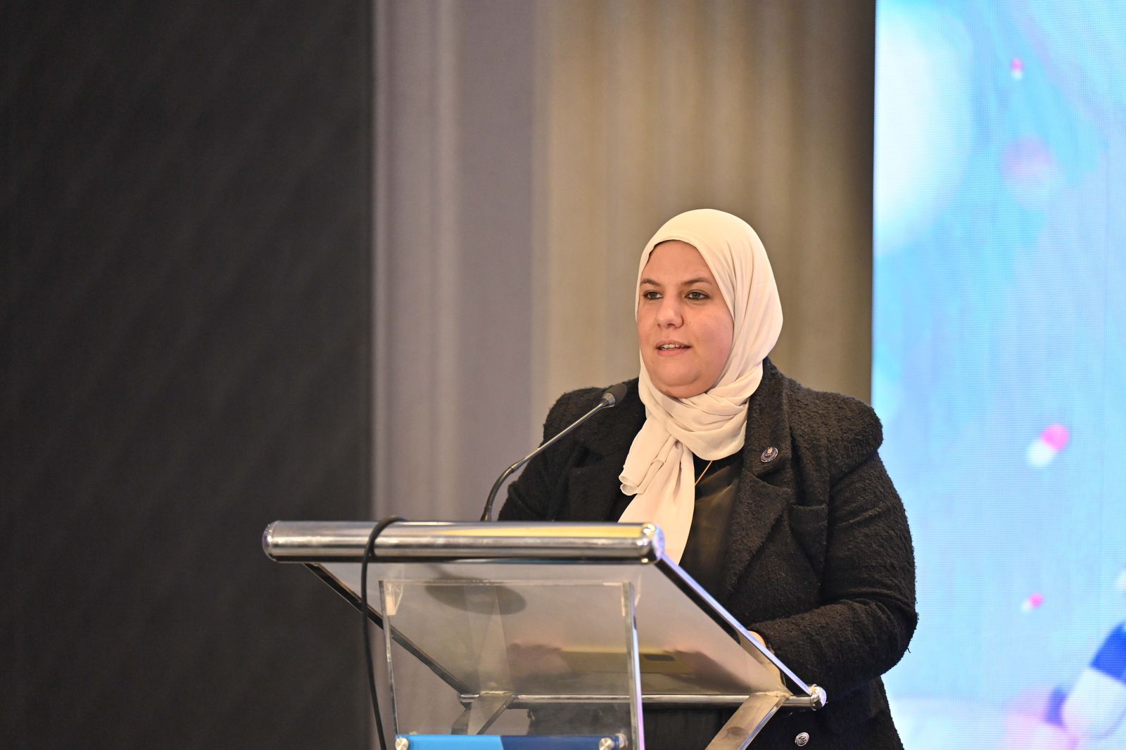 الدكتورة رشا زيادة