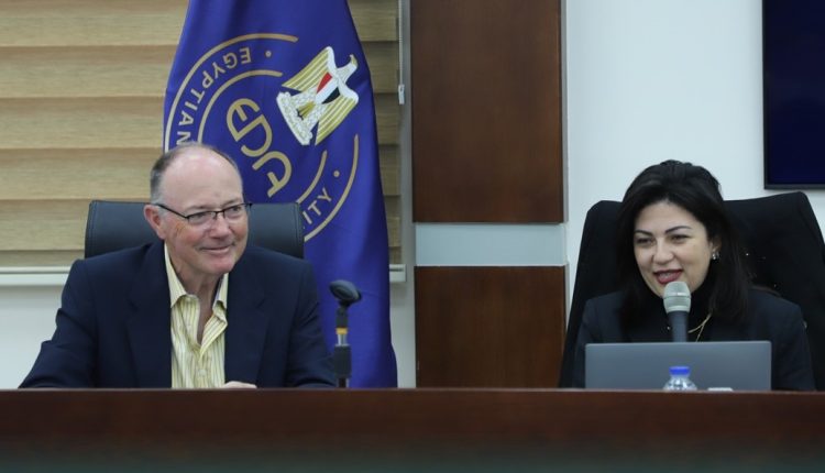 جانب من فعاليات إطلاق ورش العمل