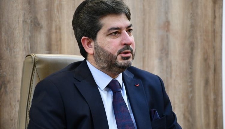 د. عبد الرحمن عباس مدير شركة أدوية سمراء العراقية