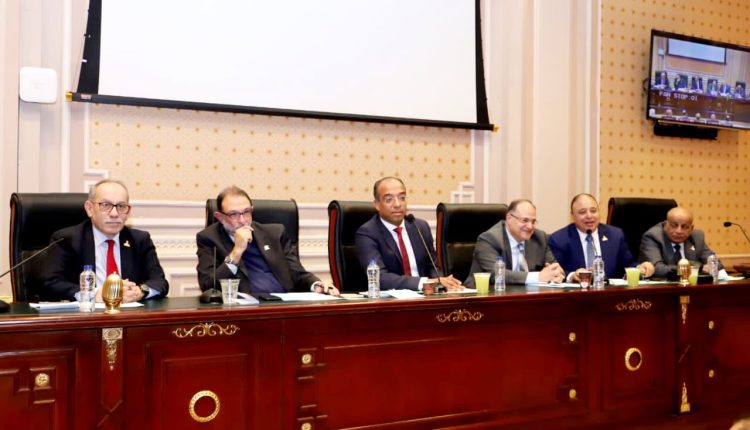 لجنة الصحة والسكان بمجلس الشيوخ