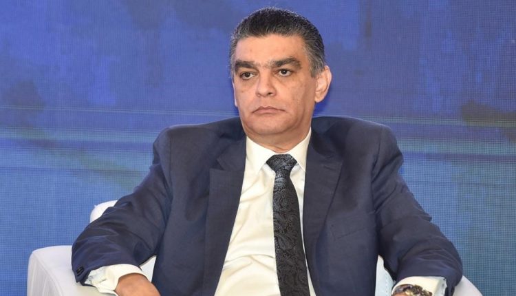 الدكتور هشام ستيت رئيس هيئة الشراء الموحد