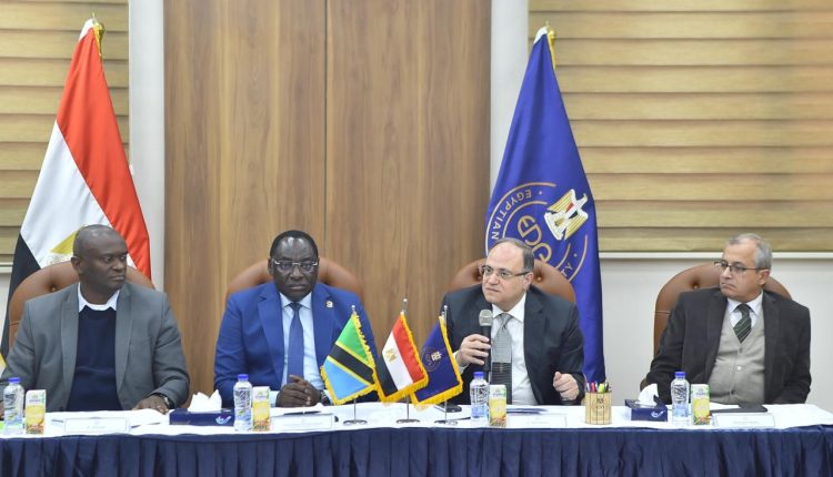 رئيس الهيئة الدواء: حريصون على تعزيز العلاقات الدوائية الثنائية مع الأشقاء في تنزانيا