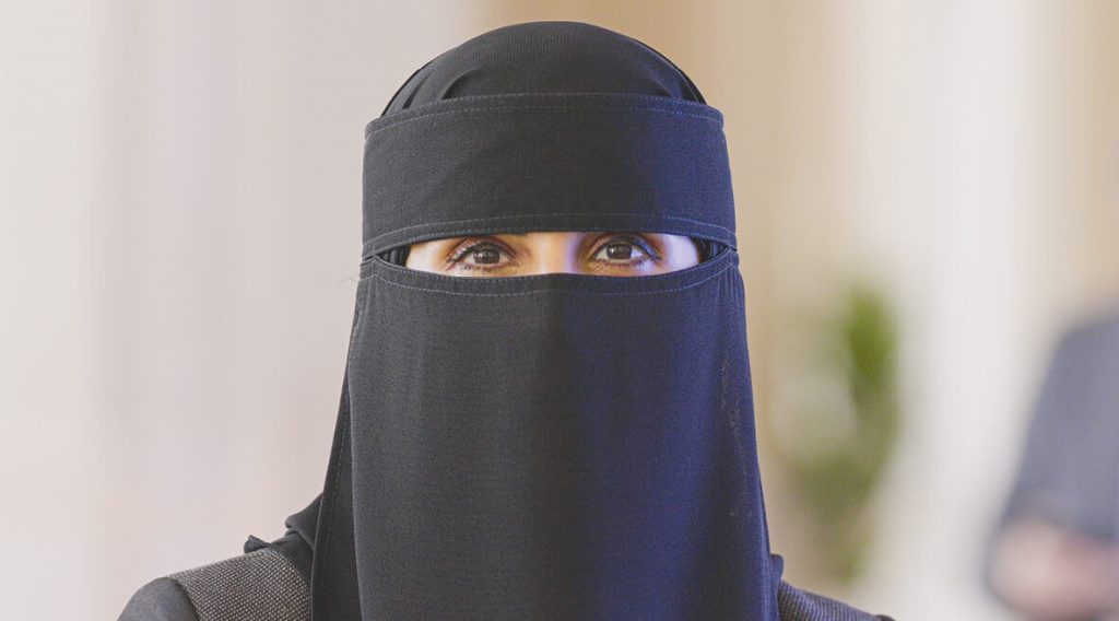 «فوزية آل جارالله» رئيسة مستشفيات الحياة الوطني ضمن قائمة «فوربس» لأقوى سيدات الأعمال 2024 فوزية محمد آل جار الله