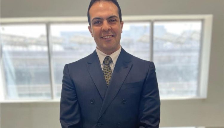 الدكتور مصطفى غراب