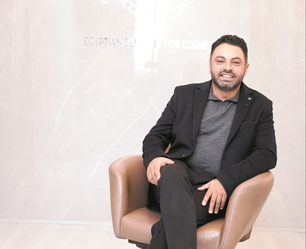 الدكتور محمد صلاح الرئيس التنفيذى للشركة المصرية لمستحضرات التجميل (ECC):