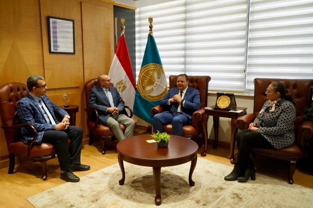 رئيس الاعتماد والرقابة الصحية يستقبل ممثل منظمة «تيموس» للاعتماد الدولي رئيس هيئة الاعتماد والرقابة يستقبل ممثل منظمة تيموس للاعتماد الدولي