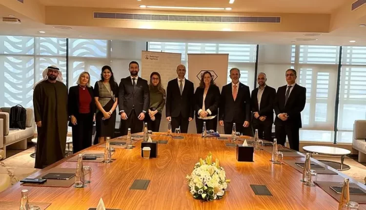 جانب من توقيع مذكرة التفاهم