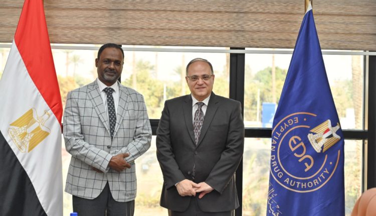 رئيس هيئة الدواء يستقبل وفد المجلس القومي للأدوية والسموم السوداني