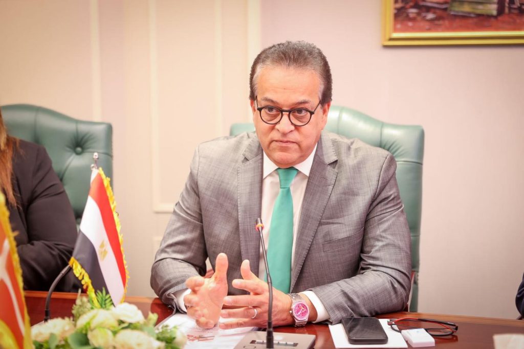 وزير الصحة: الوزارة تنفق على الأدوية 22 مليار جنيه سنويا ومصر ثاني أكثر دولة استهلاكا للدواء في العالم الدكتور خالد عبد الغفار وزير الصحة والسكان
