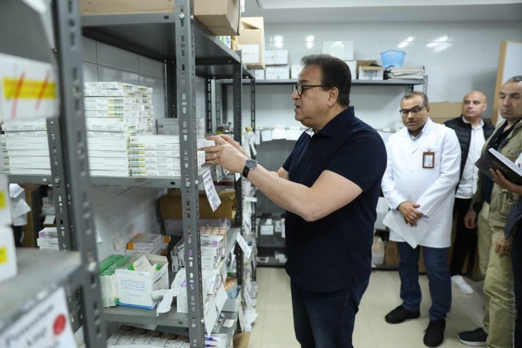 وزير الصحة يتفقد مستشفى كفر شكر التخصصي بالقليوبية ويطمئن على سير العمل