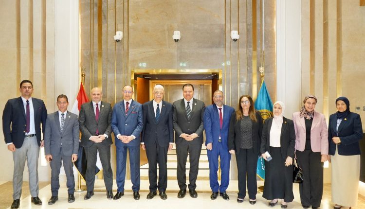 جانب من توقيع بروتوكول التعاون