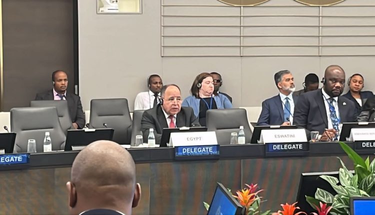 جانب من أعمال المائدة المستديرة