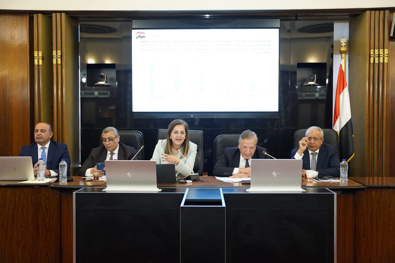 وزيرة التخطيط: 68 مليار جنيه استثمارات عامة موجهة للنهوض بالخدمات الصحية في الموازنة الجديدة وزيرة التخطيط في اجتماع لجنة الخطة والموازنة بالبرلمان