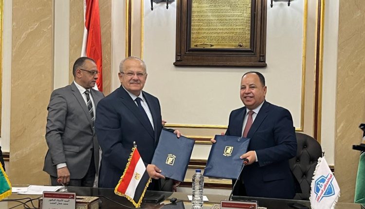 جانب من توقيع بروتوكول التعاون