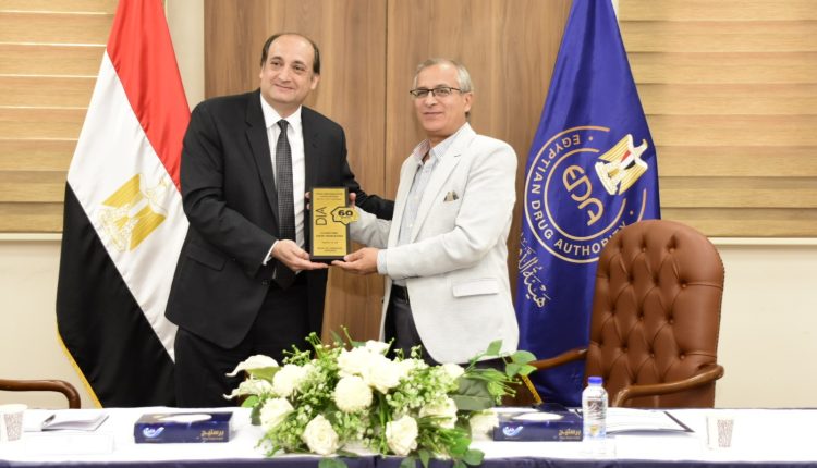 نائب رئيس هيئة الدواء ومدير جمعية المعلومات الدوائية (DIA)
