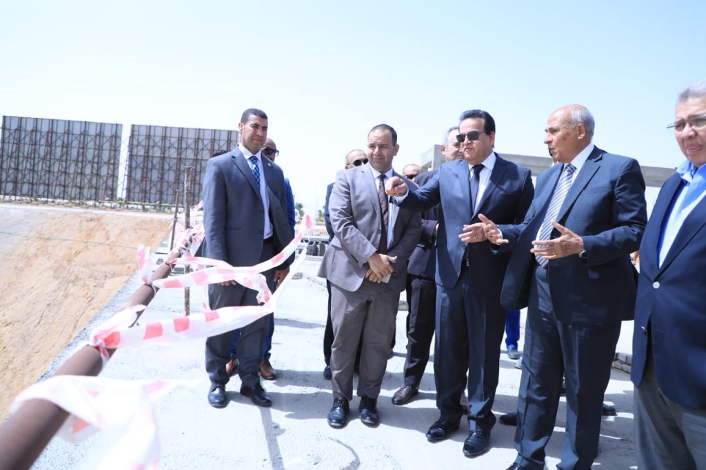 وزير الصحة يتفقد المدينة الطبية «كابيتال ميد» بمدينة بدر ويؤكد أنها تساهم في توطين السياحة العلاجية وزير الصحة يتفقد مدينة كابيتال ميد الطبية بمدينة بدر