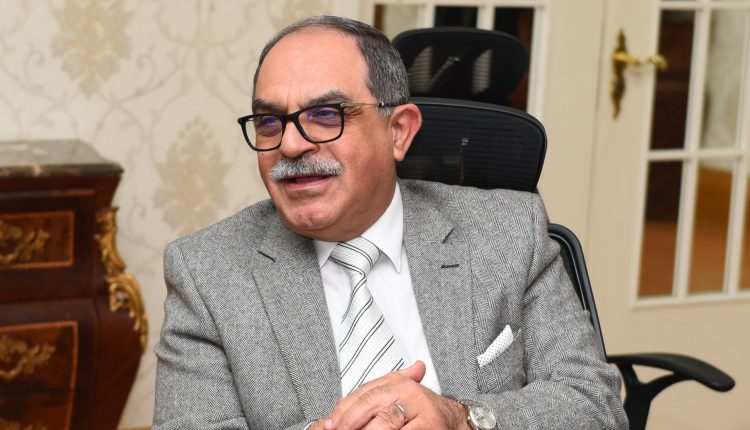 الدكتور شريف الفيل رئيس مجلس إدارة فاكسيرا