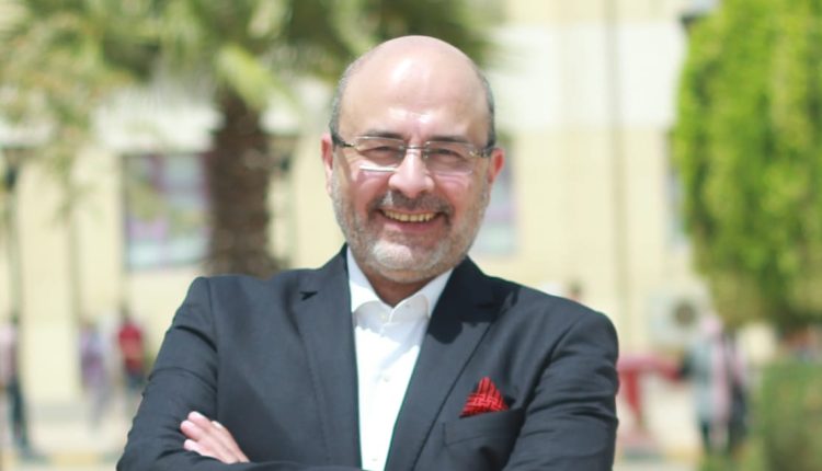 الدكتور محمد أنور رئيس جمعية المكملات الغذائية