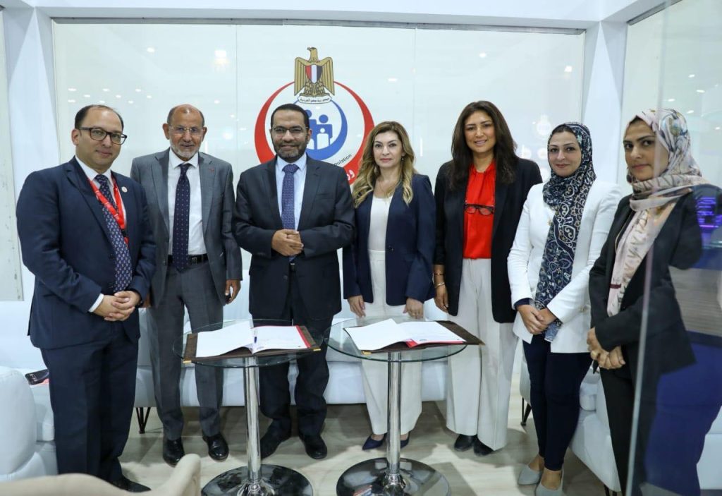 الصحة توقع خطاب نوايا مع «أستيلاس فارما» لرفع الوعي بالكشف المبكر عن الأورام السرطانية الصحة توقع خطاب نوايا مع «أستيلاس فارما» لرفع الوعي بالكشف المبكر عن الأورام السرطانية