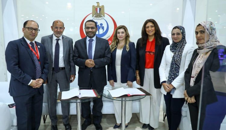الصحة توقع خطاب نوايا مع «أستيلاس فارما» لرفع الوعي بالكشف المبكر  عن الأورام السرطانية