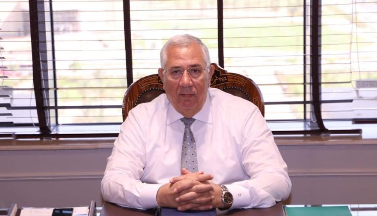 السيد القصير وزير الزراعة