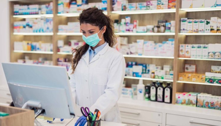 حصري.. مبيعات سوق الدواء الإماراتي تتجاوز 8.8 مليار درهم في النصف الأول من 2024 وتنمو 19%