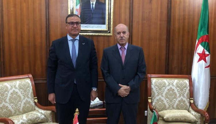 مصر والجزائر تبحثان تطوير التعاون في المجالات الصحية والدوائية