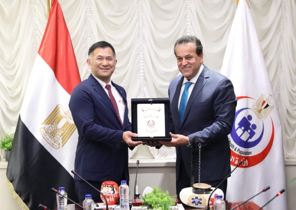 وزير الصحة يستقبل وفد من الأكاديميين بجامعة «كوكيشان» اليابانية لمتابعة الخطة التدريبية للمسعفين المصريين وزير الصحة يستقبل وفد من الأكاديميين بجامعة «كوكيشان» اليابانية لمتابعة الخطة التدريبية للمسعفين المصريين